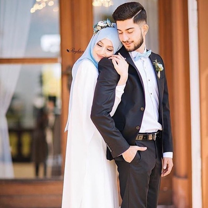 Muslim love wedding