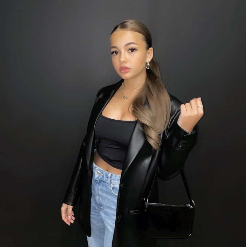 Valya Carnival and Sasha Stone