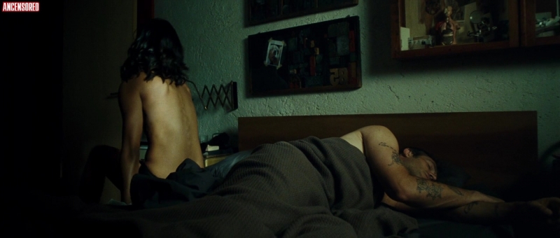 Zoe Saldana photo naked