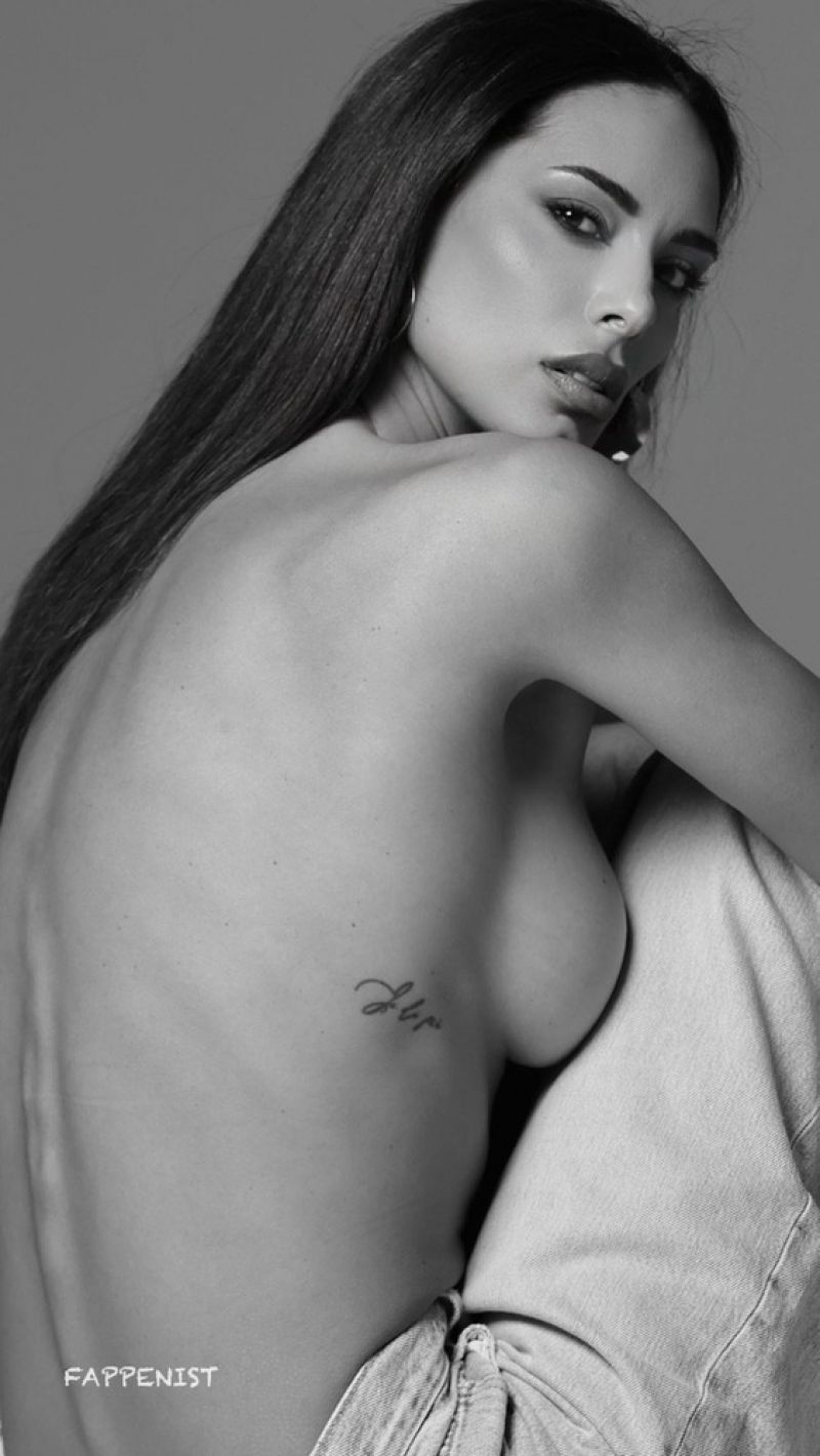 Rafaella Moduno Naked