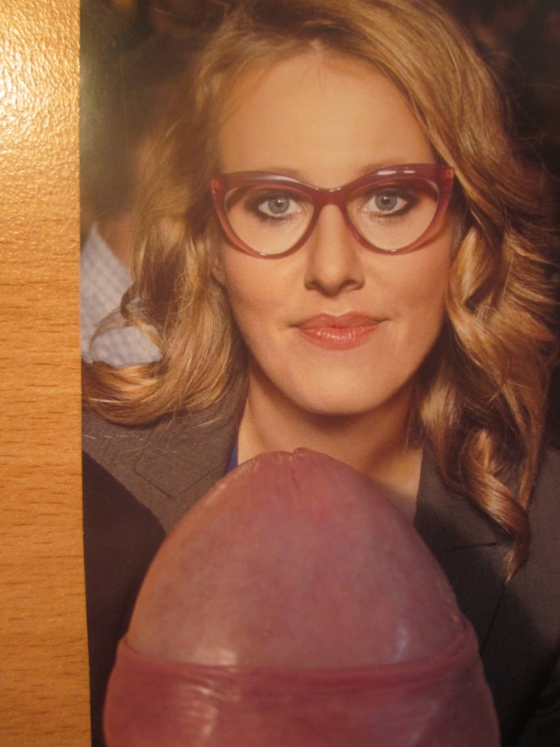 Ksyusha Sobchak masturbate