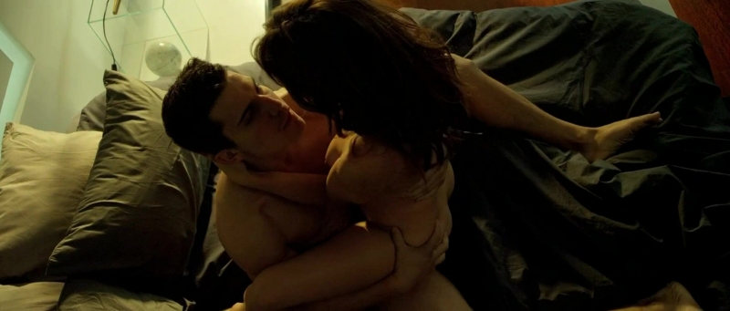 Adrian Ugars in underwear