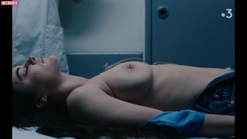 Adele exarkopupulos is naked