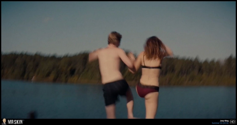 Joey King - smartass (2017)