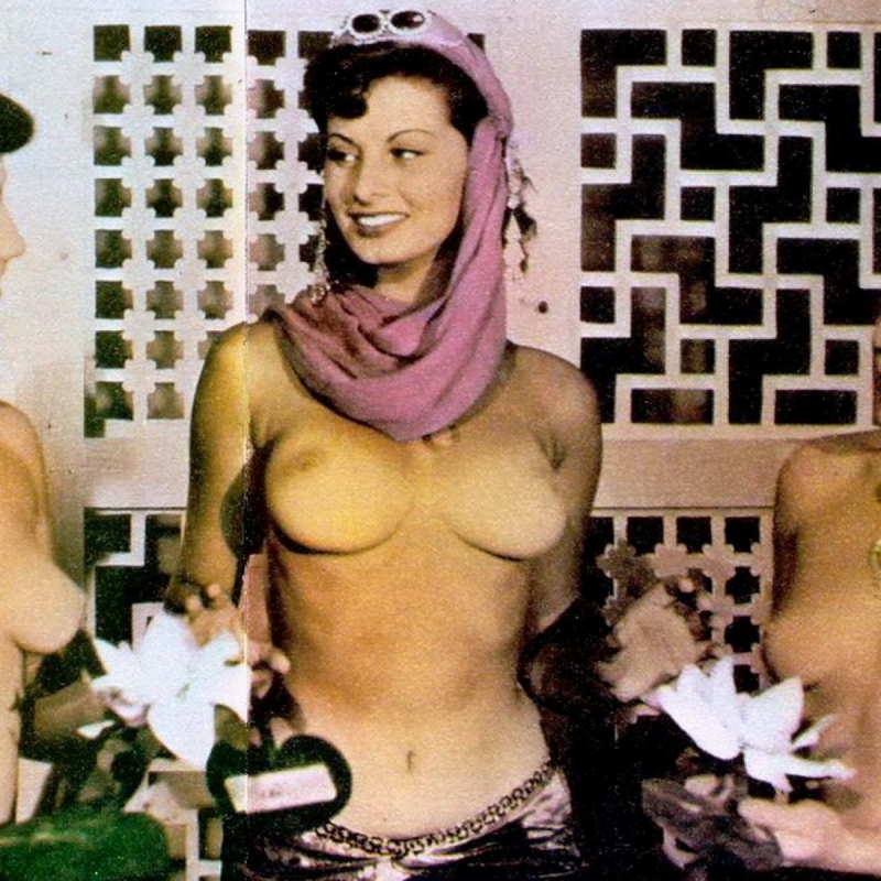 Sophie Loren Intimate photos